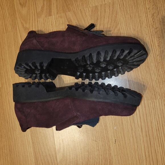 Vaneli Zoelie Burgandy Suede Round Toe Tasseled Slip On Loafers Shoes 8.5 - Picture 3 of 8
